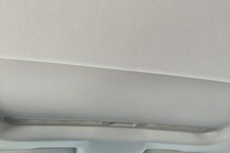 Used Roewe i5 2023 1.5L CVT Luxury Edition Headliner