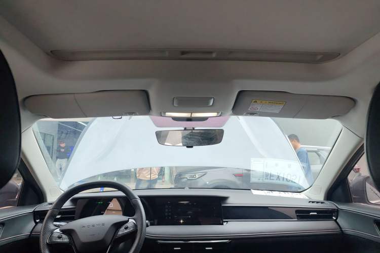 Used Roewe i5 2023 1.5L CVT Luxury Edition Headliner