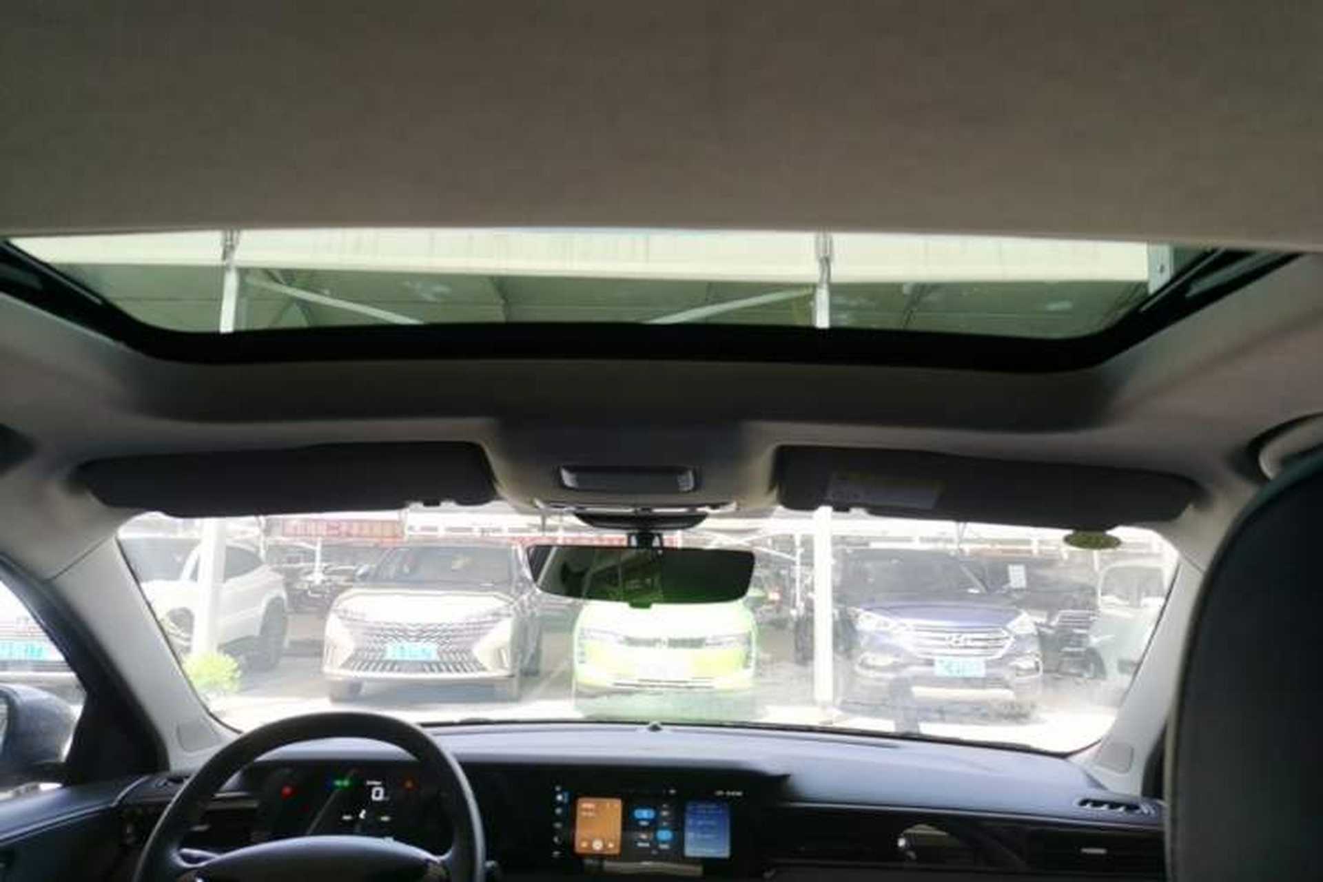 Used Roewe i5 2023 1.5L CVT Luxury Edition Headliner