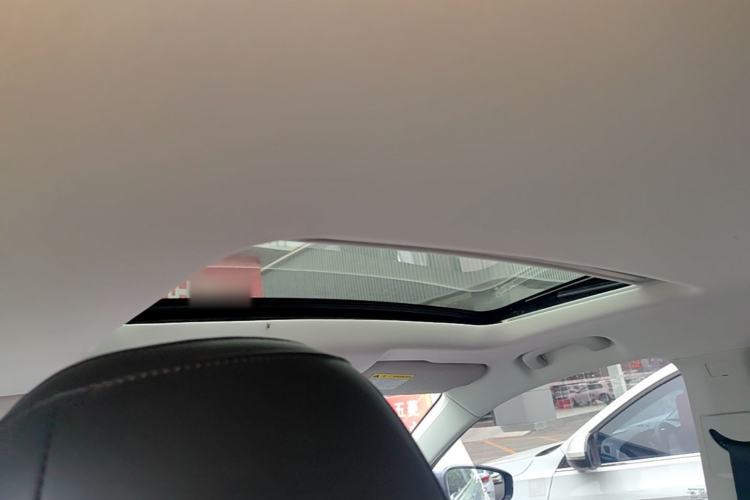 Used Roewe i5 2023 1.5L CVT Luxury Edition Headliner