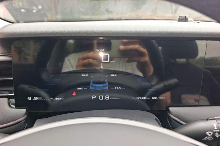 Used Roewe i5 2023 1.5L CVT Luxury Edition Instrument Cluster