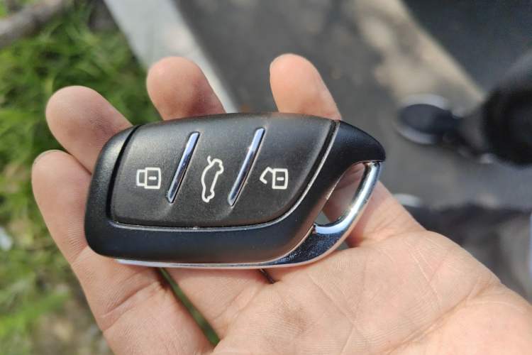 Used Roewe i5 2023 1.5L CVT Luxury Edition Interior 1