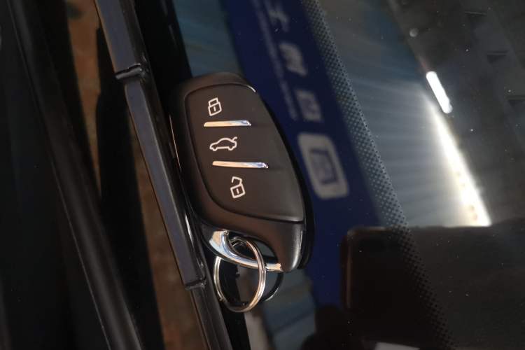 Used Roewe i5 2023 1.5L Manual Comfort Edition Interior 1
