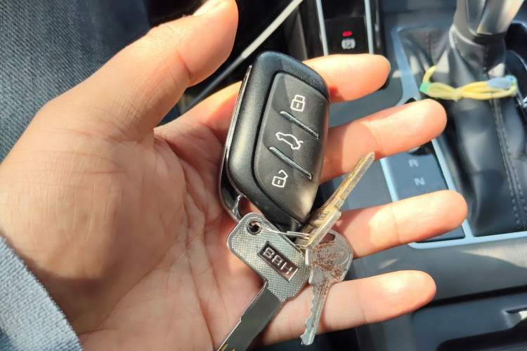 Used Roewe i5 2023 1.5L CVT Luxury Edition Interior 1