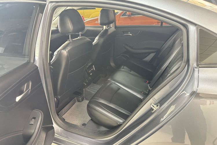 Used Roewe i5 2023 1.5L Manual Comfort Edition Interior 10