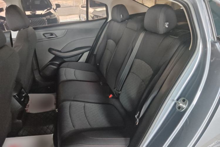 Used Roewe i5 2023 1.5L Manual Comfort Edition Interior 2