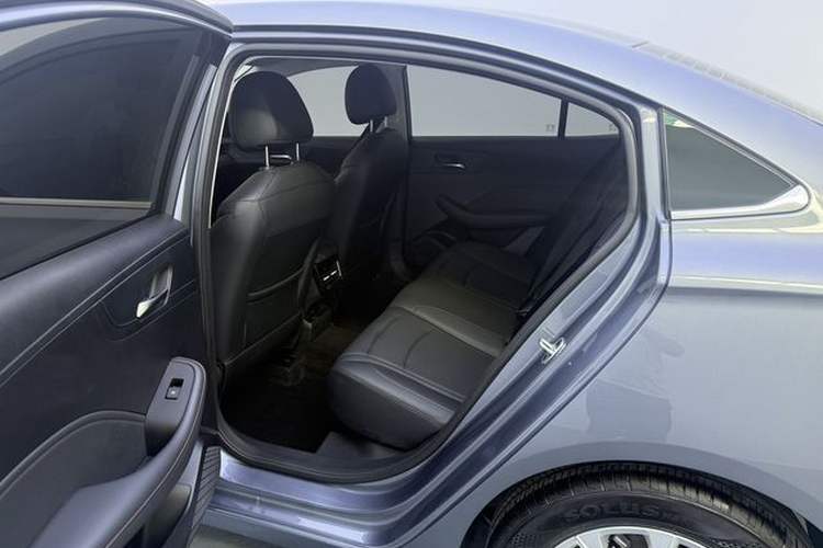 Used Roewe i5 2023 1.5L CVT Luxury Edition Interior 5