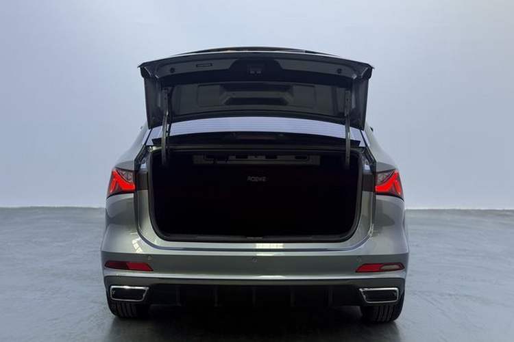 Used Roewe i5 2023 1.5L CVT Luxury Edition Interior 7