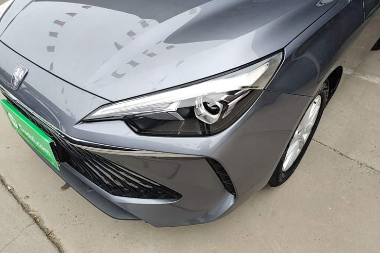 Used Roewe i5 2023 1.5L Manual Comfort Edition Left Front Headlight