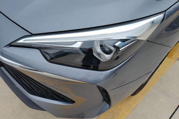 Used Roewe i5 2023 1.5L CVT Luxury Edition Left Front Headlight
