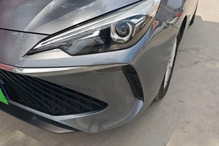 Used Roewe i5 2023 1.5L Manual Comfort Edition Left Front Headlight