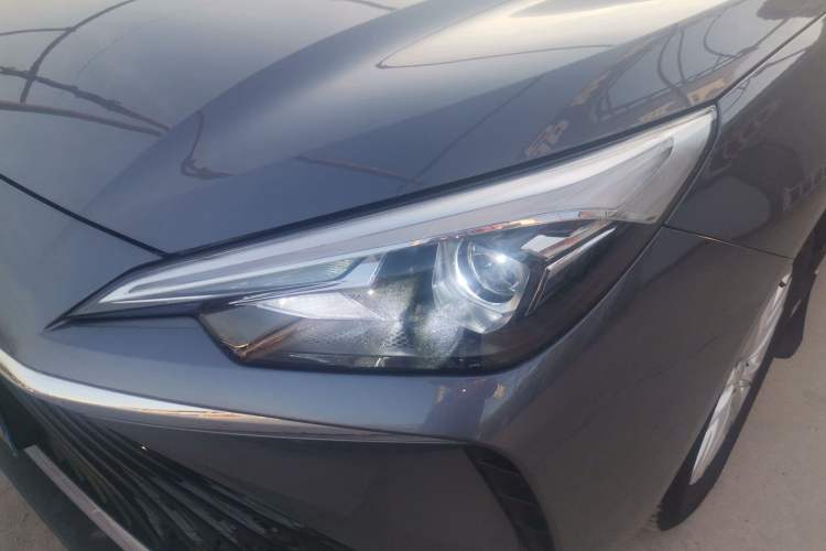 Used Roewe i5 2023 1.5L Manual Comfort Edition Left Front Headlight