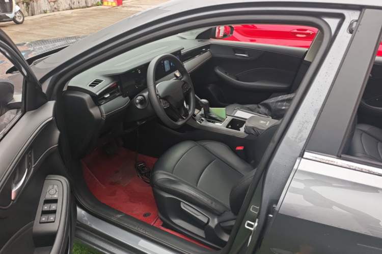 Used Roewe i5 2023 1.5L CVT Luxury Edition Left Front Seat