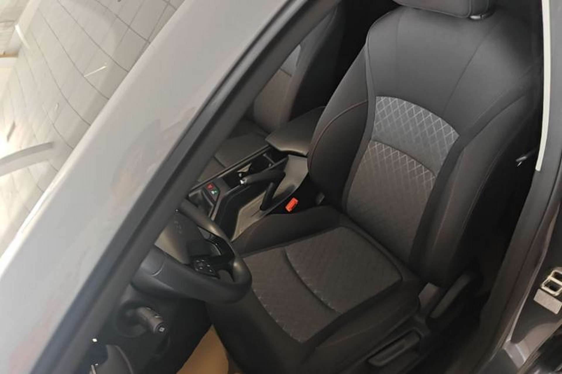 Used Roewe i5 2023 1.5L Manual Comfort Edition Left Front Seat