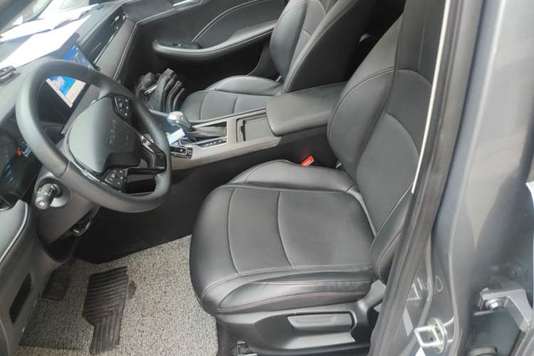 Used Roewe i5 2023 1.5L CVT Luxury Edition Left Front Seat