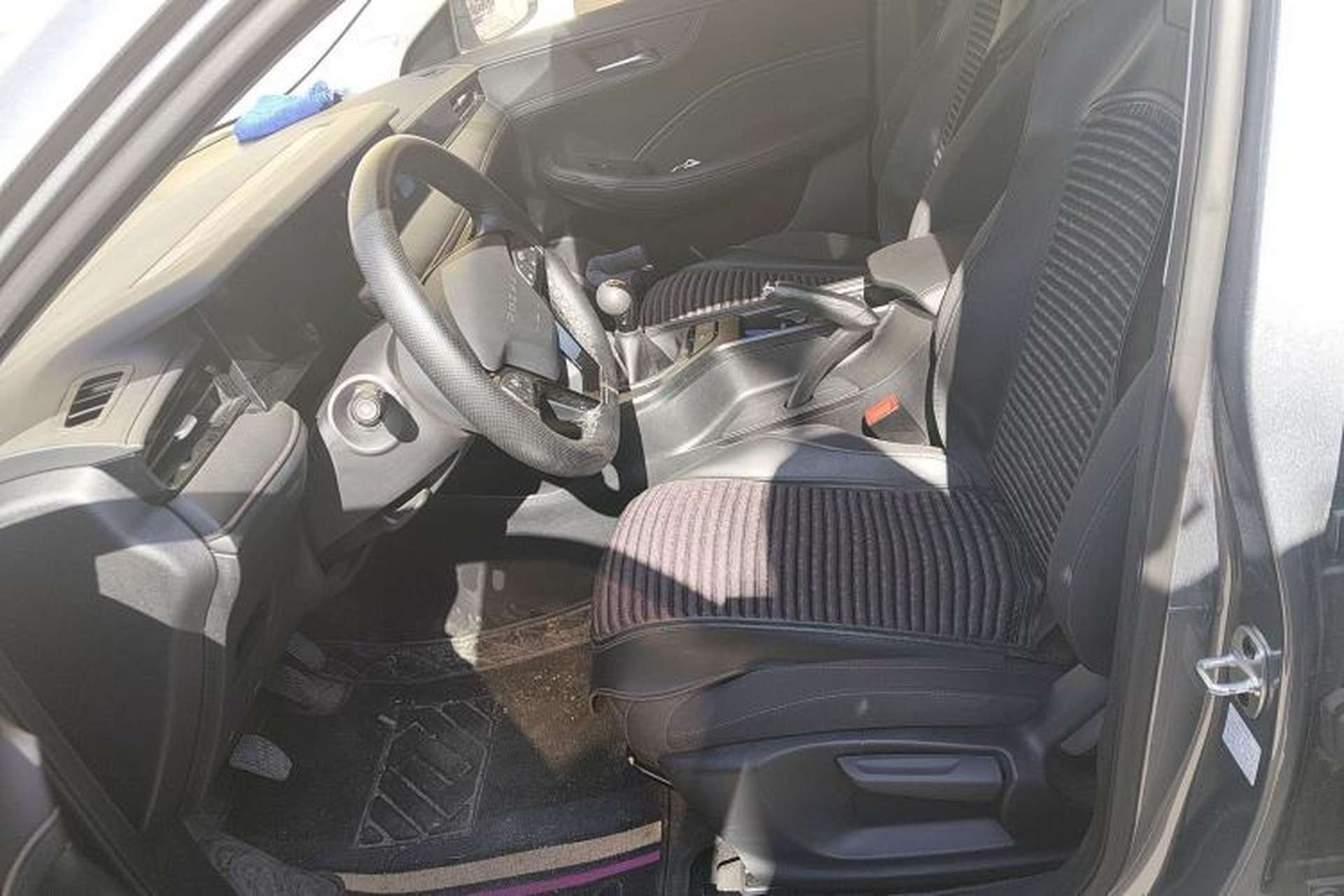 Used Roewe i5 2023 1.5L Manual Comfort Edition Left Front Seat