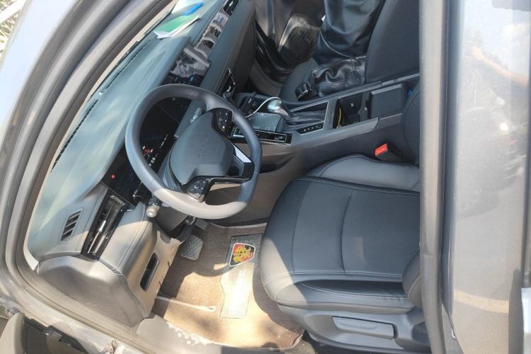 Used Roewe i5 2023 1.5L CVT Luxury Edition Left Front Seat