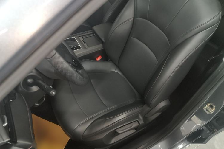 Used Roewe i5 2023 1.5L CVT Luxury Edition Left Front Seat