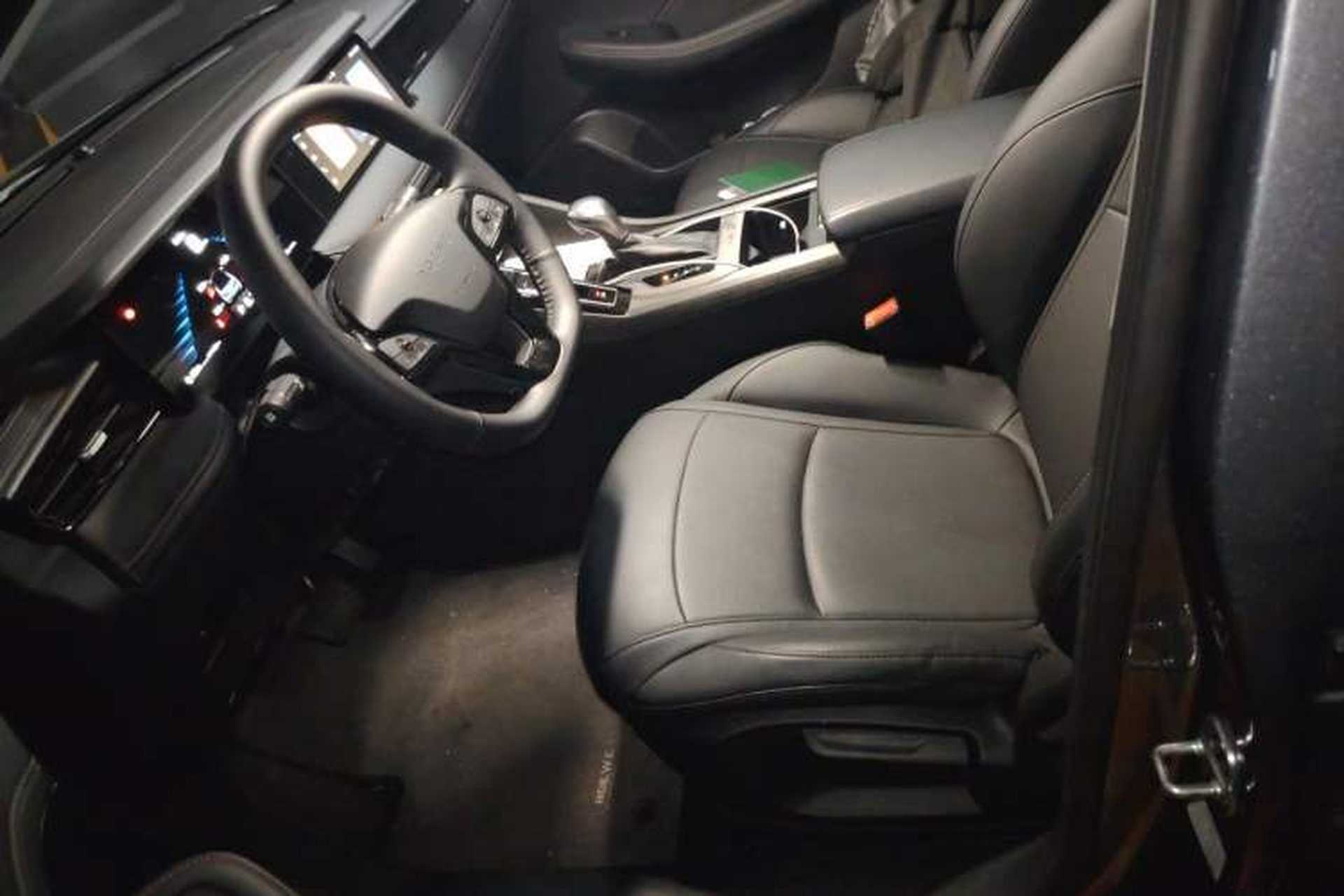 Used Roewe i5 2023 1.5L CVT Luxury Edition Left Front Seat