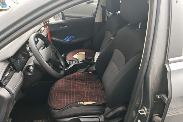 Used Roewe i5 2023 1.5L Manual Comfort Edition Left Front Seat