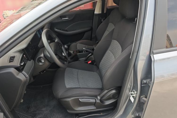 Used Roewe i5 2023 1.5L Manual Comfort Edition Left Front Seat
