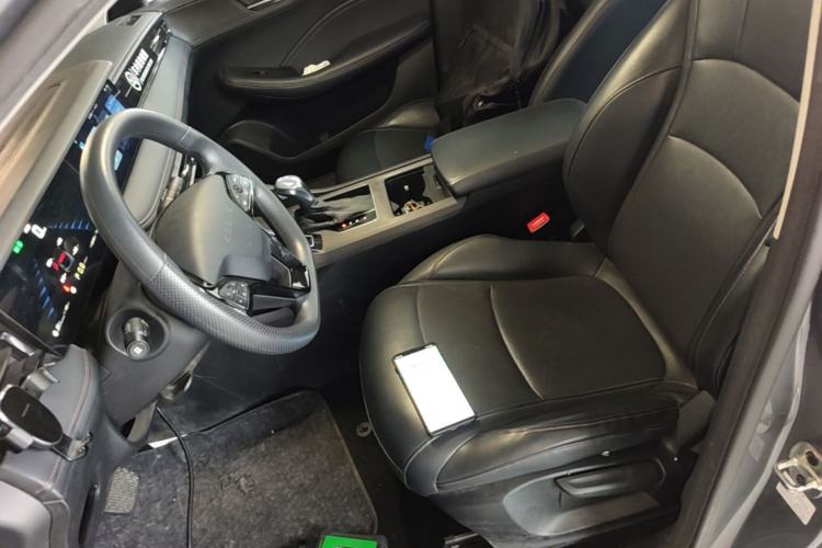Used Roewe i5 2023 1.5L CVT Luxury Edition Left Front Seat