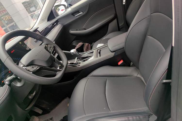 Used Roewe i5 2023 1.5L CVT Luxury Edition Left Front Seat