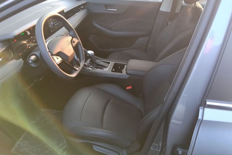 Used Roewe i5 2023 1.5L CVT Luxury Edition Left Front Seat