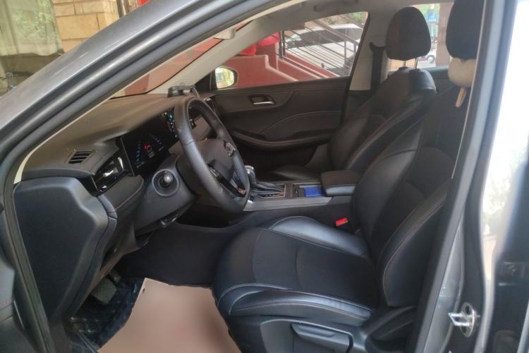 Used Roewe i5 2023 1.5L CVT Luxury Edition Left Front Seat