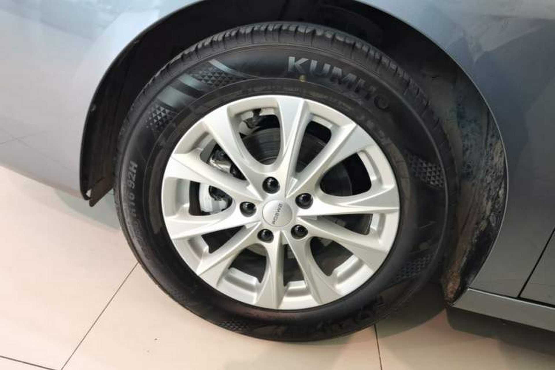 Used Roewe i5 2023 1.5L Manual Comfort Edition Left Front Wheel Hub