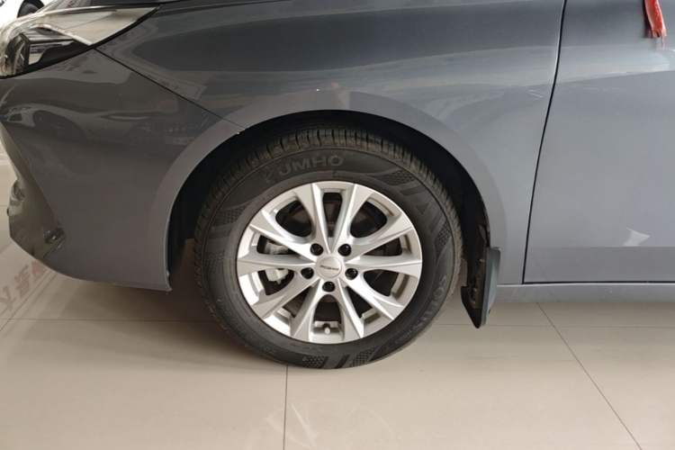 Used Roewe i5 2023 1.5L Manual Comfort Edition Left Front Wheel Hub