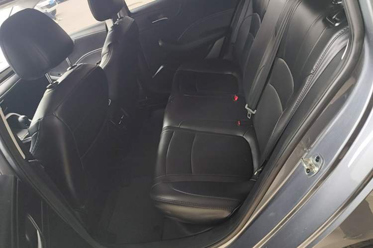 Used Roewe i5 2023 1.5L Manual Comfort Edition Left Rear Seat