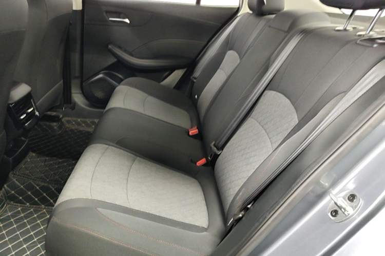 Used Roewe i5 2023 1.5L Manual Comfort Edition Left Rear Seat