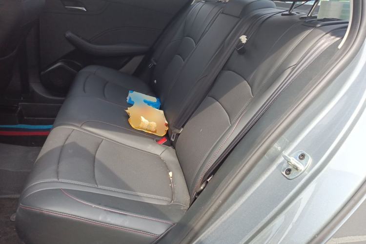 Used Roewe i5 2023 1.5L CVT Luxury Edition Left Rear Seat