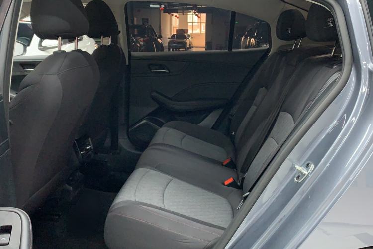 Used Roewe i5 2023 1.5L Manual Comfort Edition Left Rear Seat