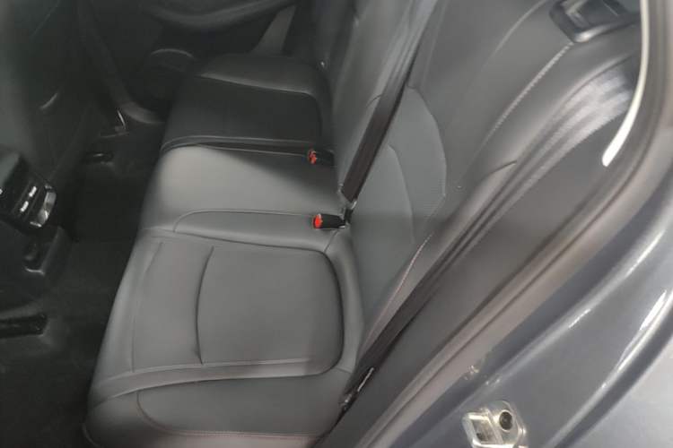 Used Roewe i5 2023 1.5L CVT Luxury Edition Left Rear Seat