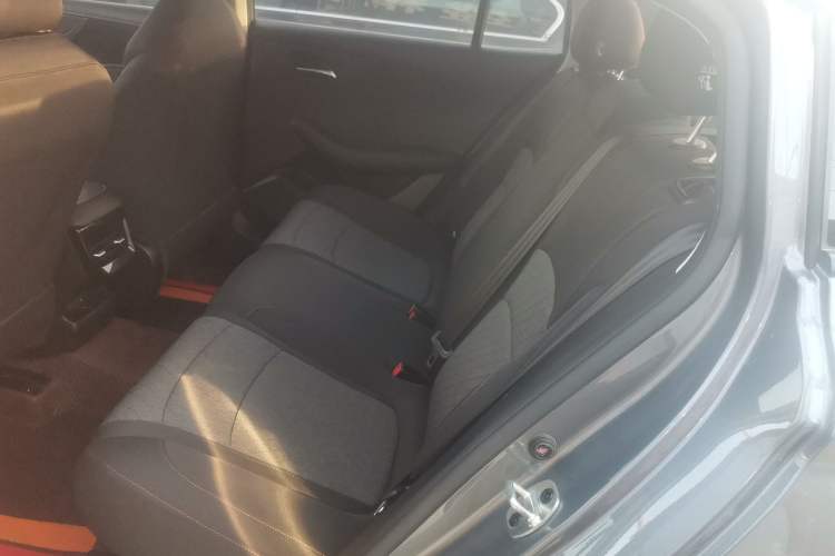 Used Roewe i5 2023 1.5L Manual Comfort Edition Left Rear Seat