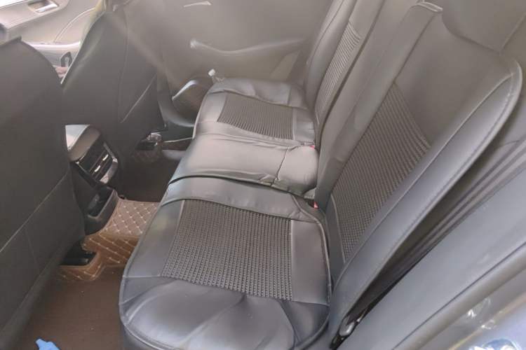 Used Roewe i5 2023 1.5L Manual Comfort Edition Left Rear Seat