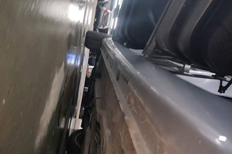 Used Roewe i5 2023 1.5L Manual Comfort Edition Left Side Sill