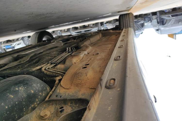 Used Roewe i5 2023 1.5L CVT Luxury Edition Left Side Sill