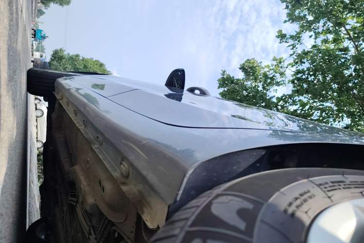 Used Roewe i5 2023 1.5L CVT Luxury Edition Left Side Sill