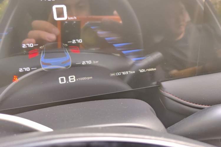 Used Roewe i5 2023 1.5L Manual Comfort Edition Odometer Close Up