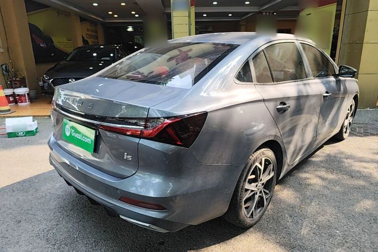 Used Roewe i5 2023 1.5L CVT Luxury Edition Rear Right 45 Deg