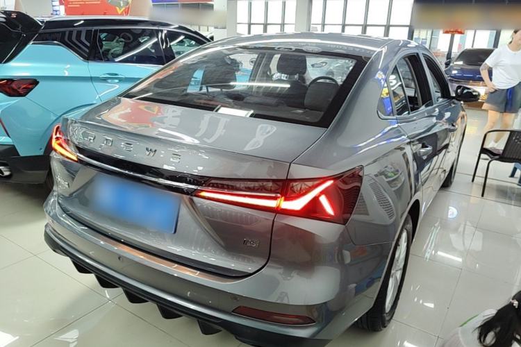 Used Roewe i5 2023 1.5L Manual Comfort Edition Rear Right 45 Deg