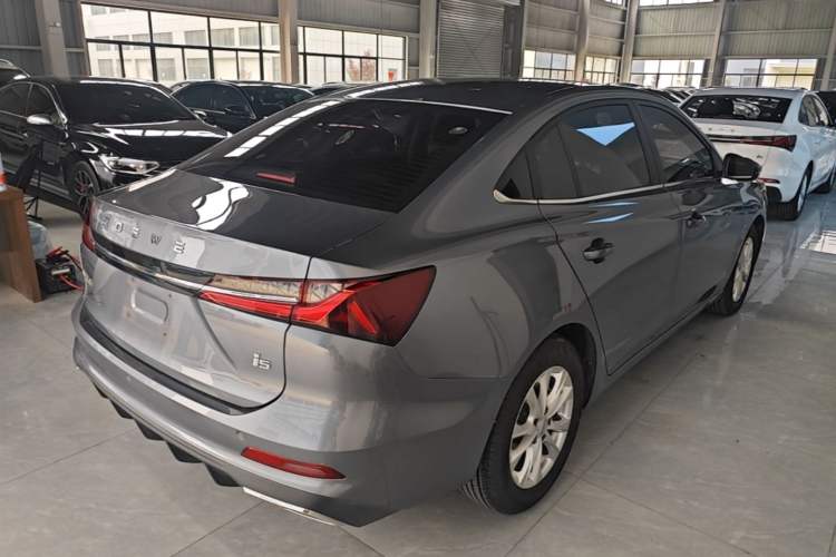 Used Roewe i5 2023 1.5L CVT Luxury Edition Rear Right 45 Deg