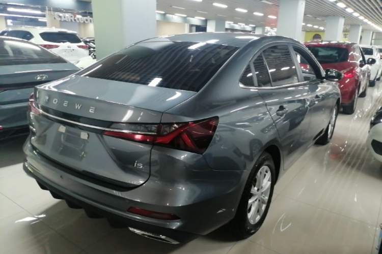 Used Roewe i5 2023 1.5L CVT Luxury Edition Rear Right 45 Deg