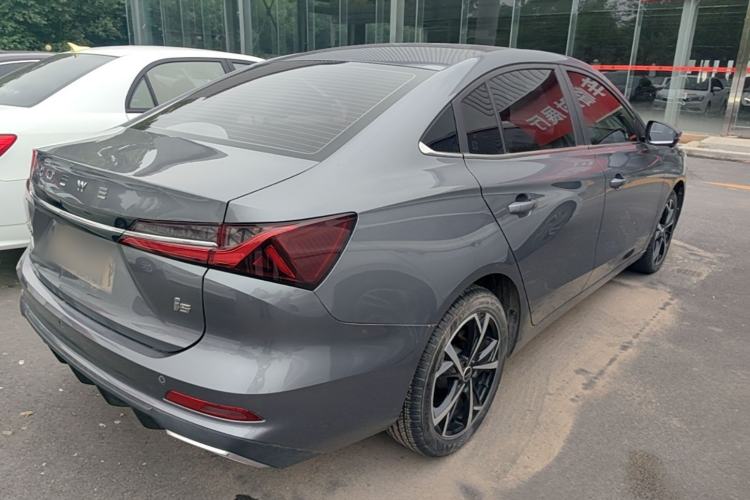Used Roewe i5 2023 1.5L CVT Luxury Edition Rear Right 45 Deg