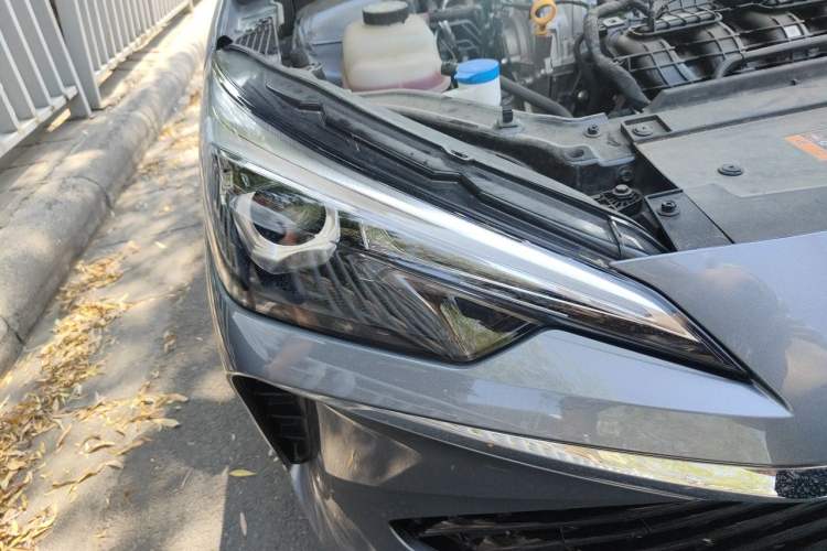 Used Roewe i5 2023 1.5L CVT Luxury Edition Right Front Headlight