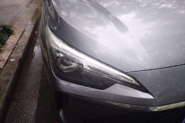 Used Roewe i5 2023 1.5L Manual Comfort Edition Right Front Headlight