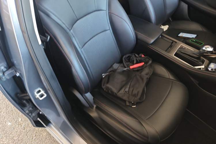 Used Roewe i5 2023 1.5L CVT Luxury Edition Right Front Seat